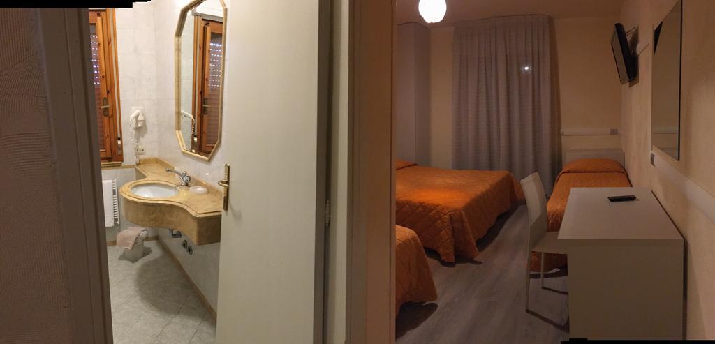 Hotel Da Filie' クエルチェタ エクステリア 写真