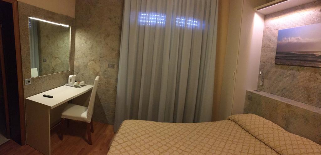 Hotel Da Filie' クエルチェタ エクステリア 写真